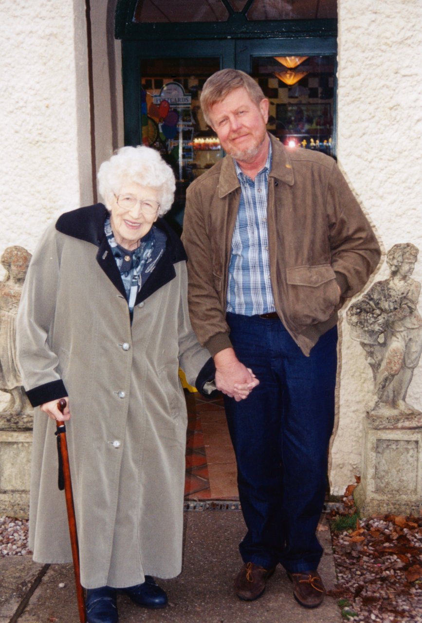 A and M take his Mom for tea May 05